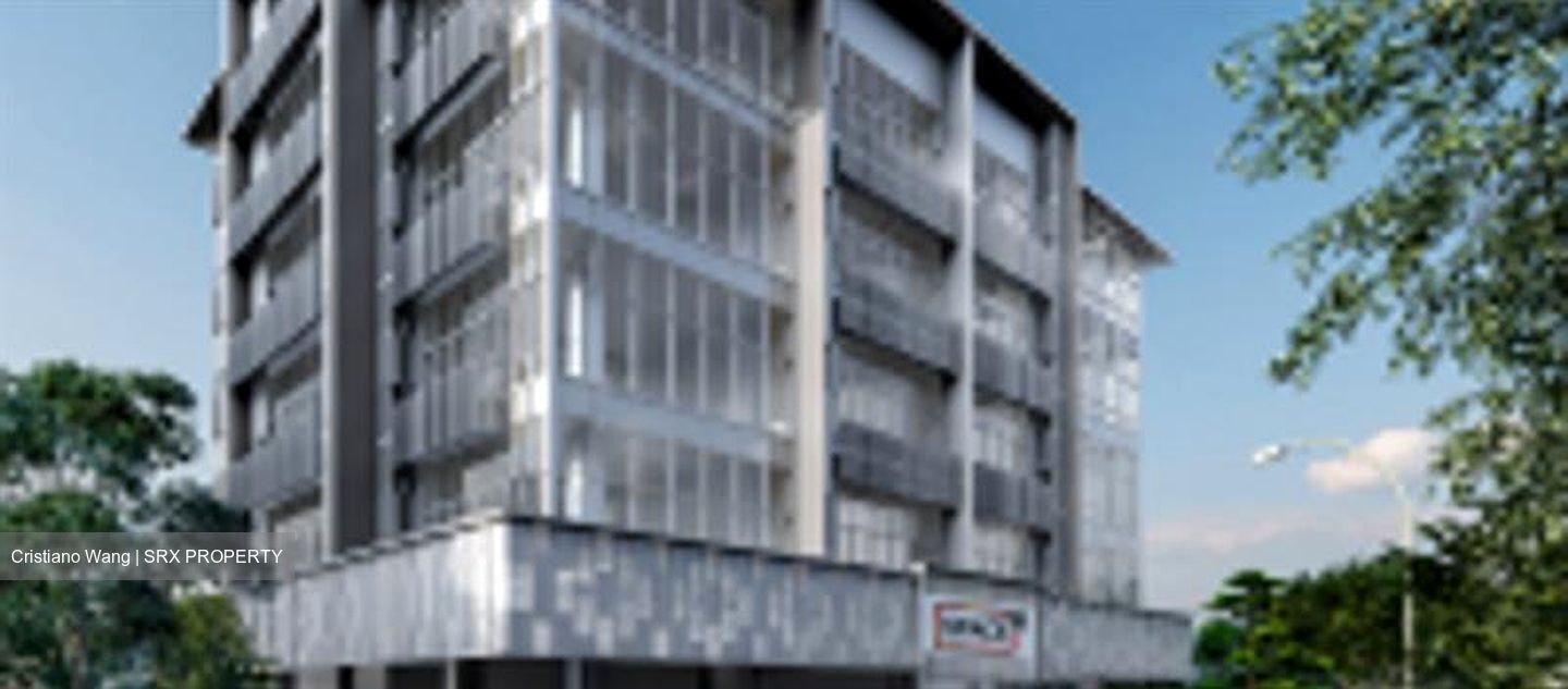 Space 18 (D12), Warehouse #561137801